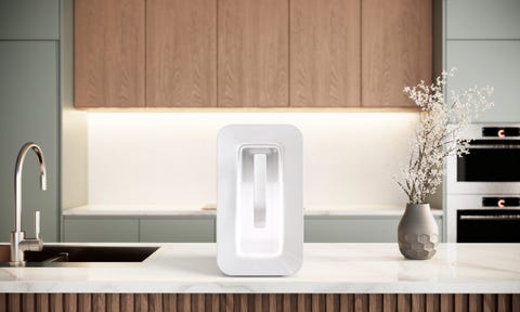 spout atmospheric water generator