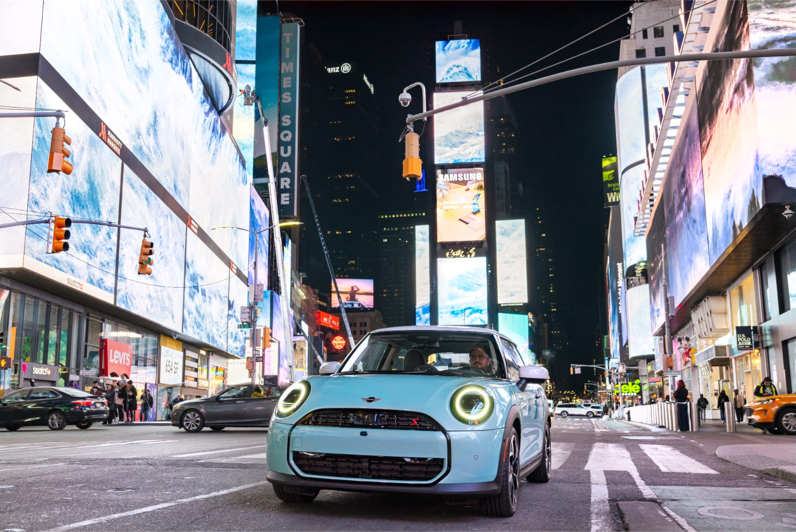 Here's How Much the 2025 Gas-Powered Mini Cooper S Costs