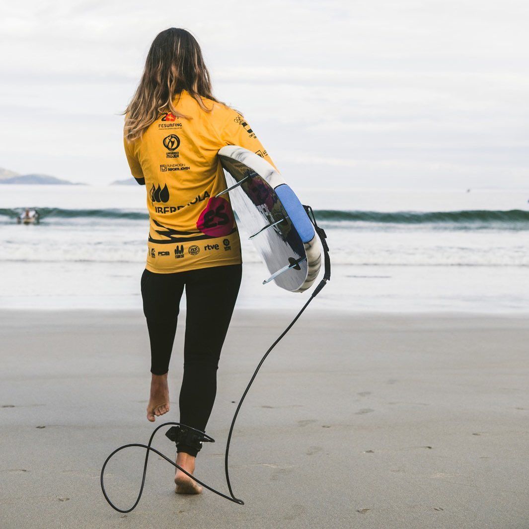 Mireia Cabañes: "El surf me da la fuerza que había perdido"