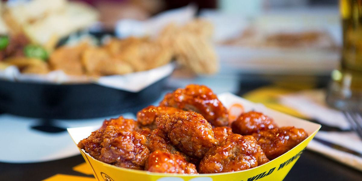 Buffalo Wild Wings Brought Back Wing To Make Easier