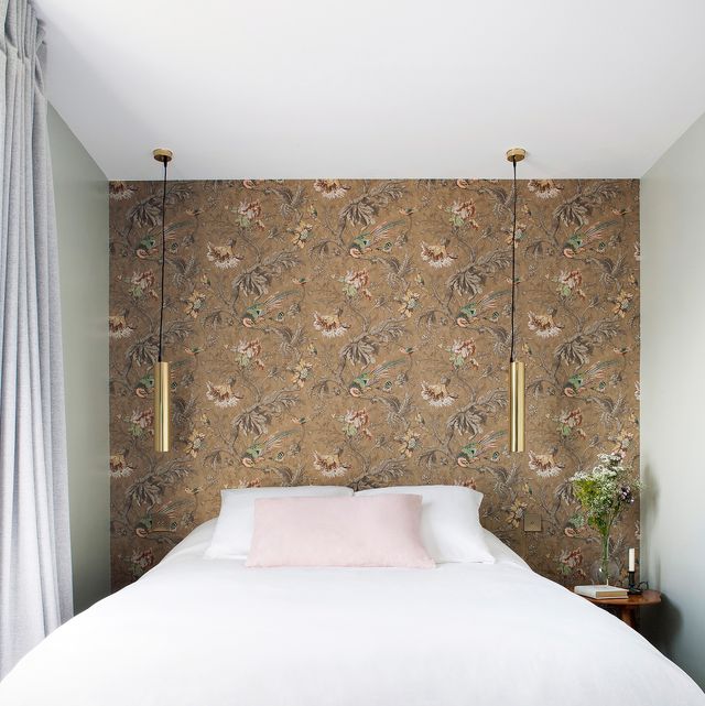 27 bold bedroom wallpaper ideas we love - timeless bedroom
