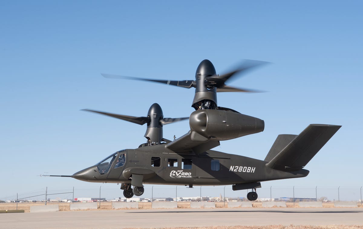 Bell's New V-280 Tiltrotor Achieves First Flight