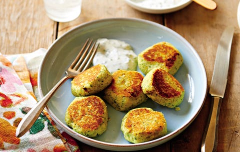 Falafel with Lemony Yogurt Sauce