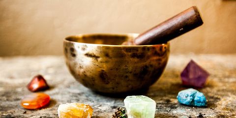 healing sound bowls with crystals