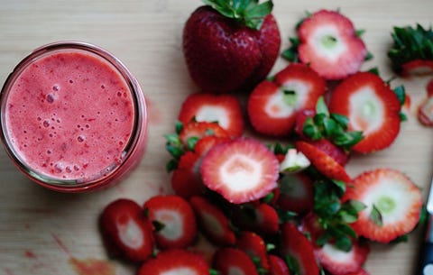 image strawberry smoothie mask