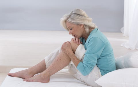 Swollen leg Swollen leg, blood clots, symptoms of a blood clot