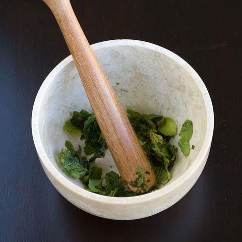 Muddling herbs Muddling herbs
