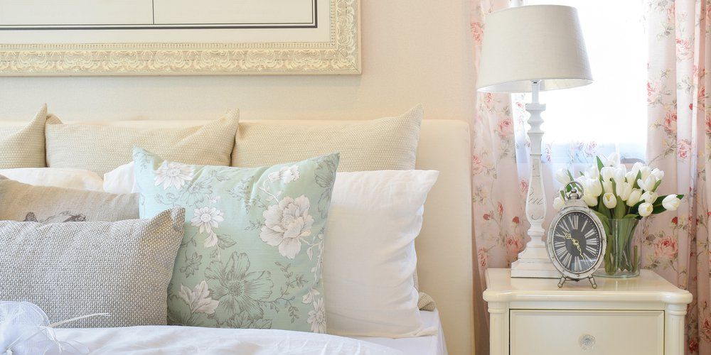 25 Simple Tricks To Make Your Bedroom Feel Extra Cozy Prevention