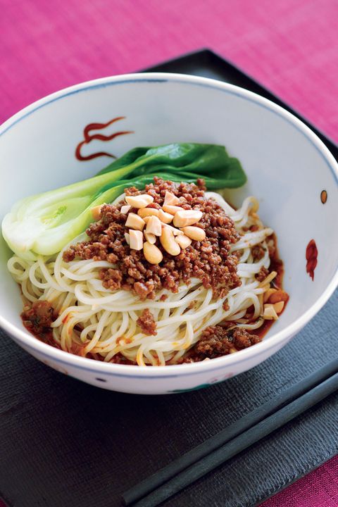 Dish, Food, Cuisine, Noodle, Ingredient, Hot dry noodles, Zhajiangmian, Produce, Cart noodle, Shirataki noodles, 