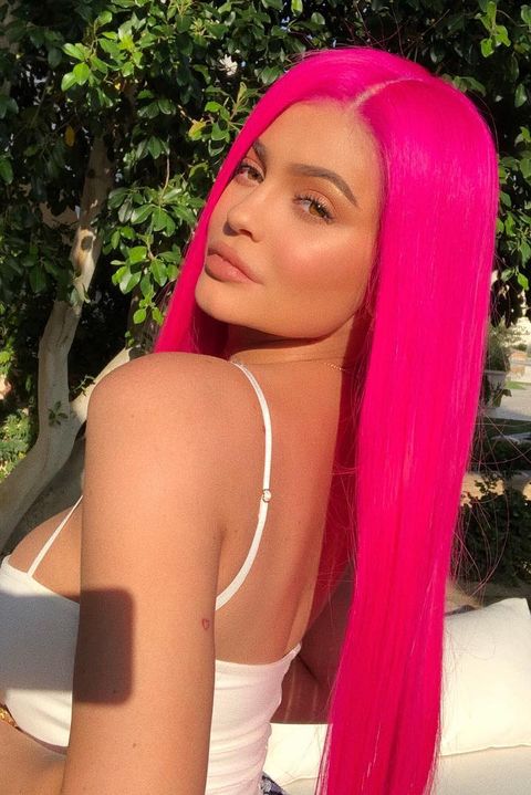 The Best Pink Hair Inspiration Models And Celebrities Who Have Dyed Their Hair Pink