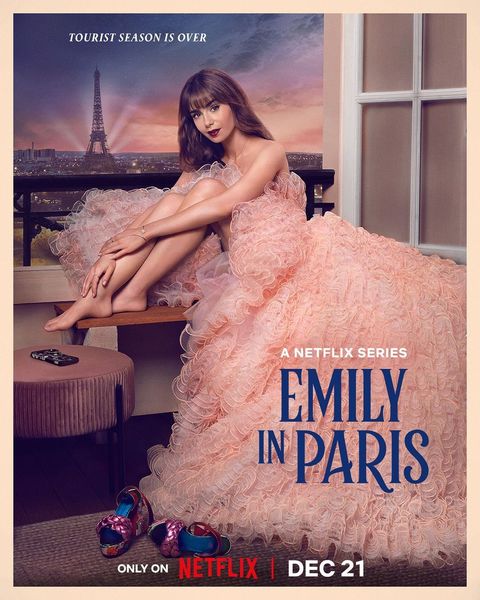 艾蜜莉在巴黎第三季形象照