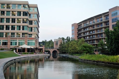 Waterway, Canal, Water, Architecture, Building, Condominium, Residential area, Human settlement, City, Urban area, 