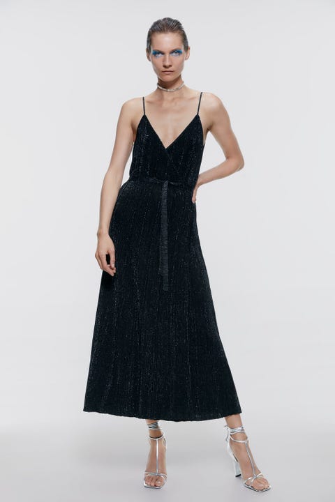 Deze nieuwe Zara glitterjurk is perfect voor je volgende feestje