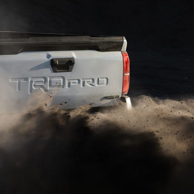 toyota tacoma trd pro bagaj kapağı