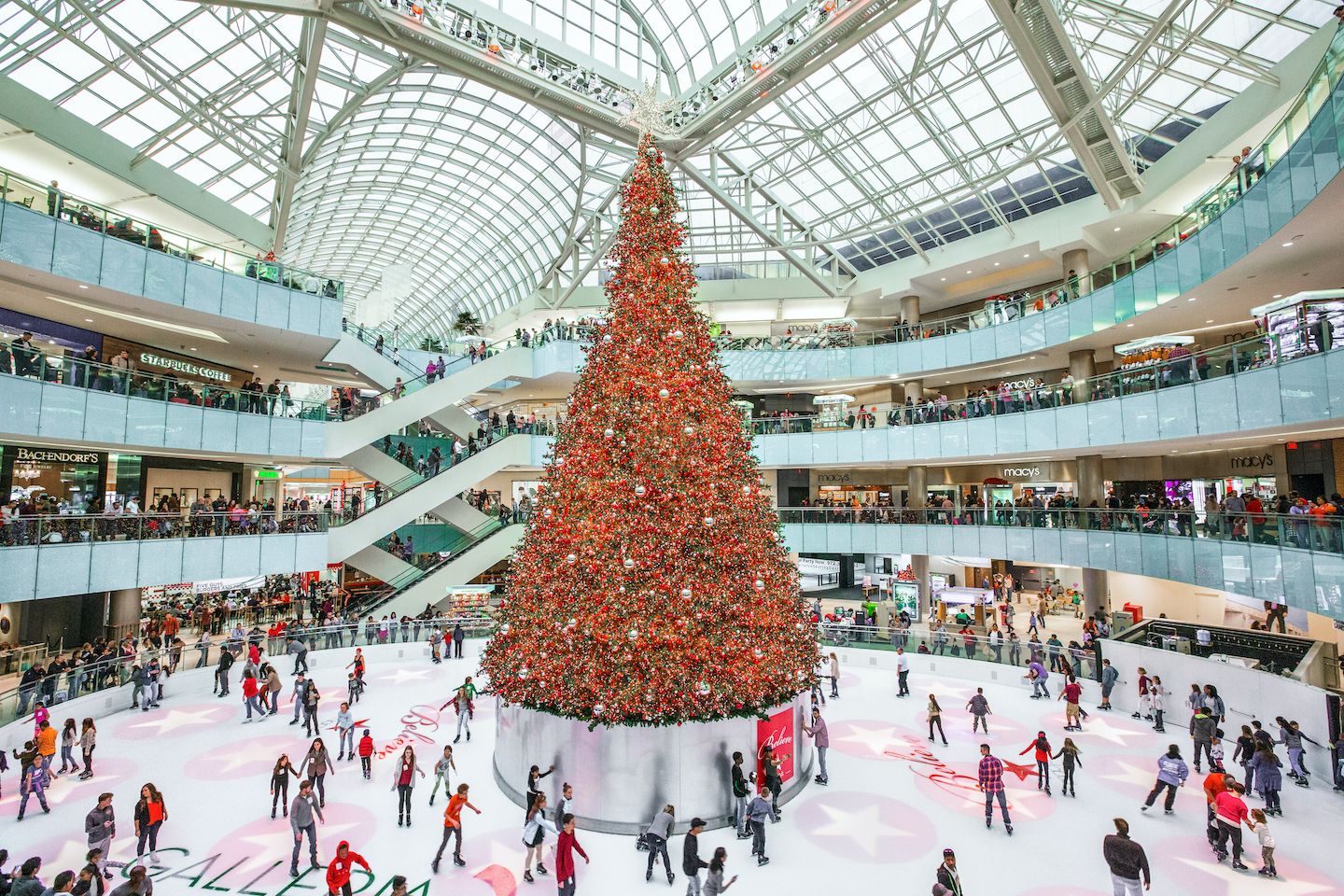 Galleria Mall Christmas Tree 2022 This Texas Mall Hosts The Country's Biggest Indoor Christmas Tree