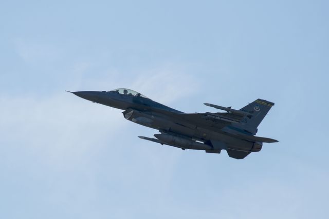 an f 16cm fighting falcon pilot takes off from the flightline at shaw air force base, sc, sept 8, 2017 after the 20th fighter wing commander enacted hurricane condition hurcon 4 in response to hurricane irma’s anticipated arrival the change in hurcon follows gov henry mcmaster’s declaration of a state of emergency for south carolina in preparation for the hurricane us air force photo by airman 1st class destinee sweeney