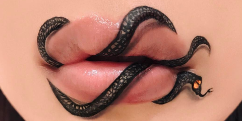 3D snake lip art
