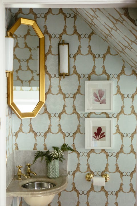 Wall, Room, Interior design, Tile, Wallpaper, Window, Furniture, Ceiling, Shelf, Pattern, 