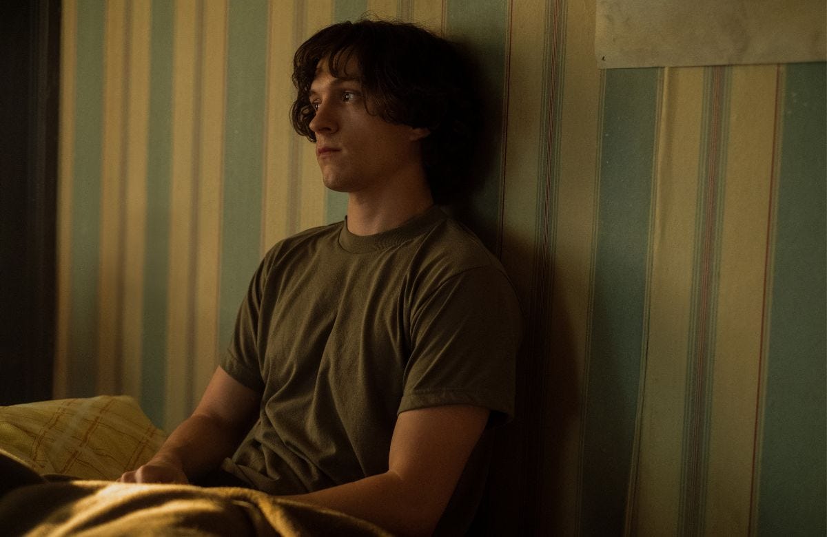 This is the surprising role of Tom Holland in ‘The Crowded Room’, the new Apple TV+ series