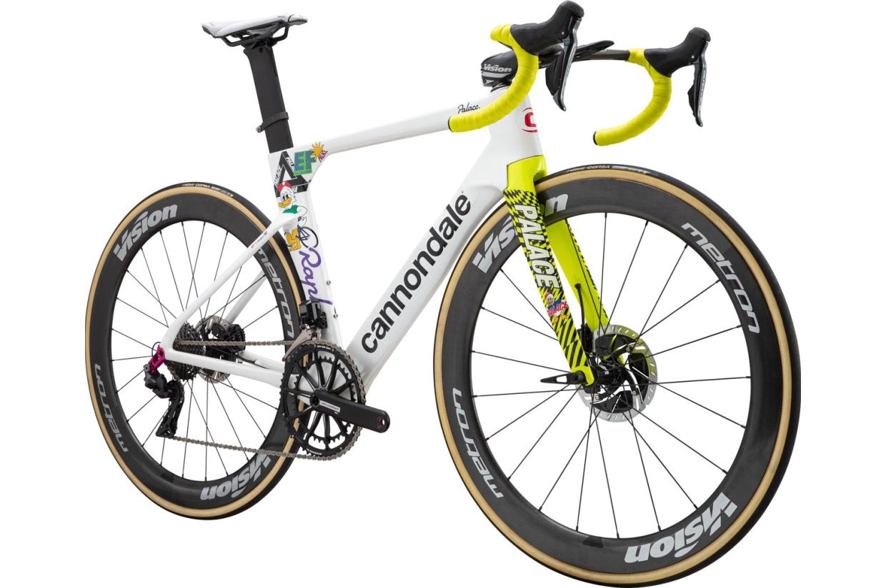 cannondale white road bike