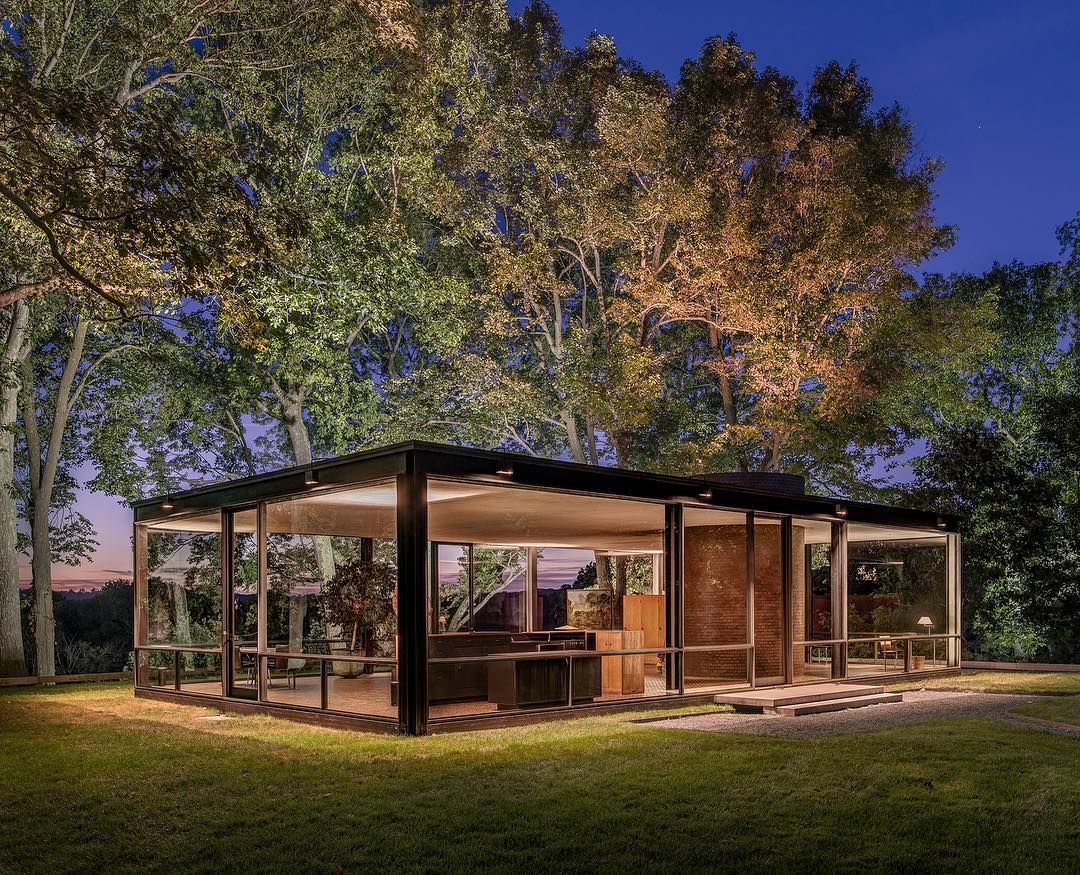 A Historical Look At Philip Johnson S Glass House