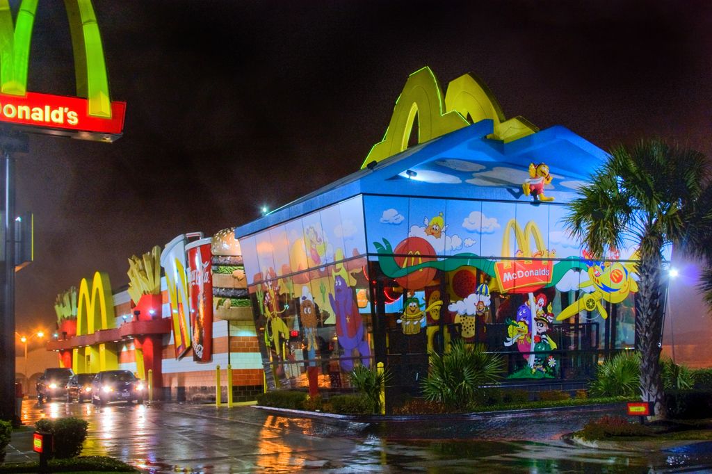 McDonald's Restaurant Apron ~ Texas Theme ~ New Never Used