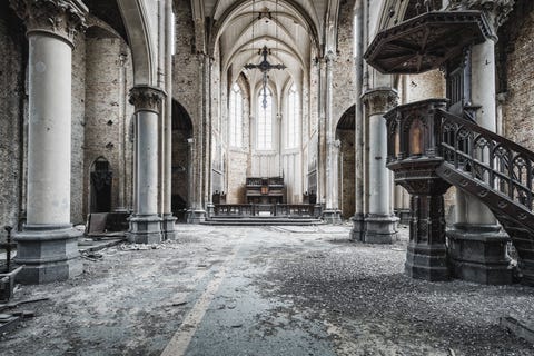 Photos of Abandoned Buildings - Beauty Shots of Abandoned Places