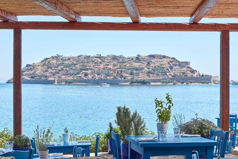 blue door restaurant, the blue palace, crete