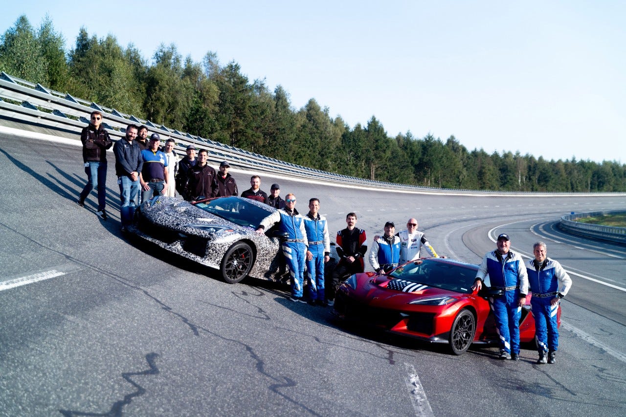 2025 Corvette ZR1 Insane 200-MPH-Plus Top Speed Announced