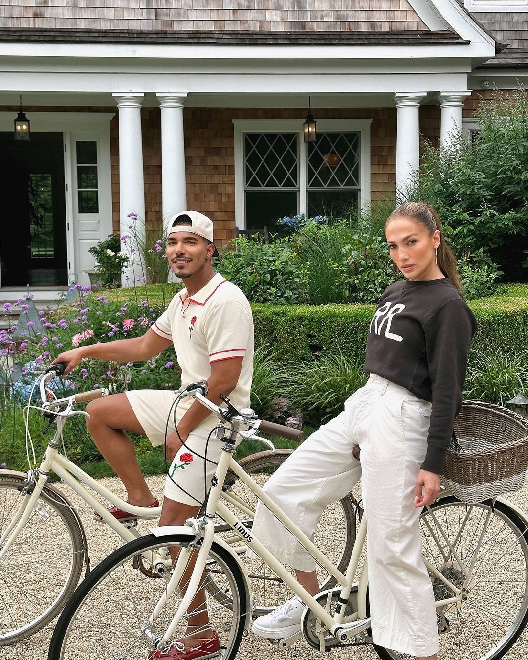 Jennifer Lopez Adopts a Preppy Hamptons Look for Her Bike Ride with Friends