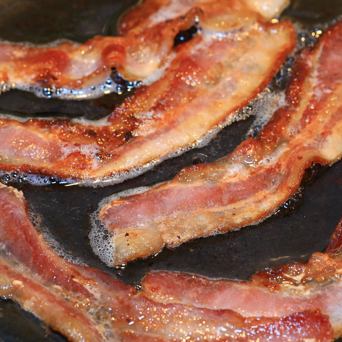 The $10, Game-Changing Kitchen Tool Delivers Extra-Crispy Bacon With None of the Mess
