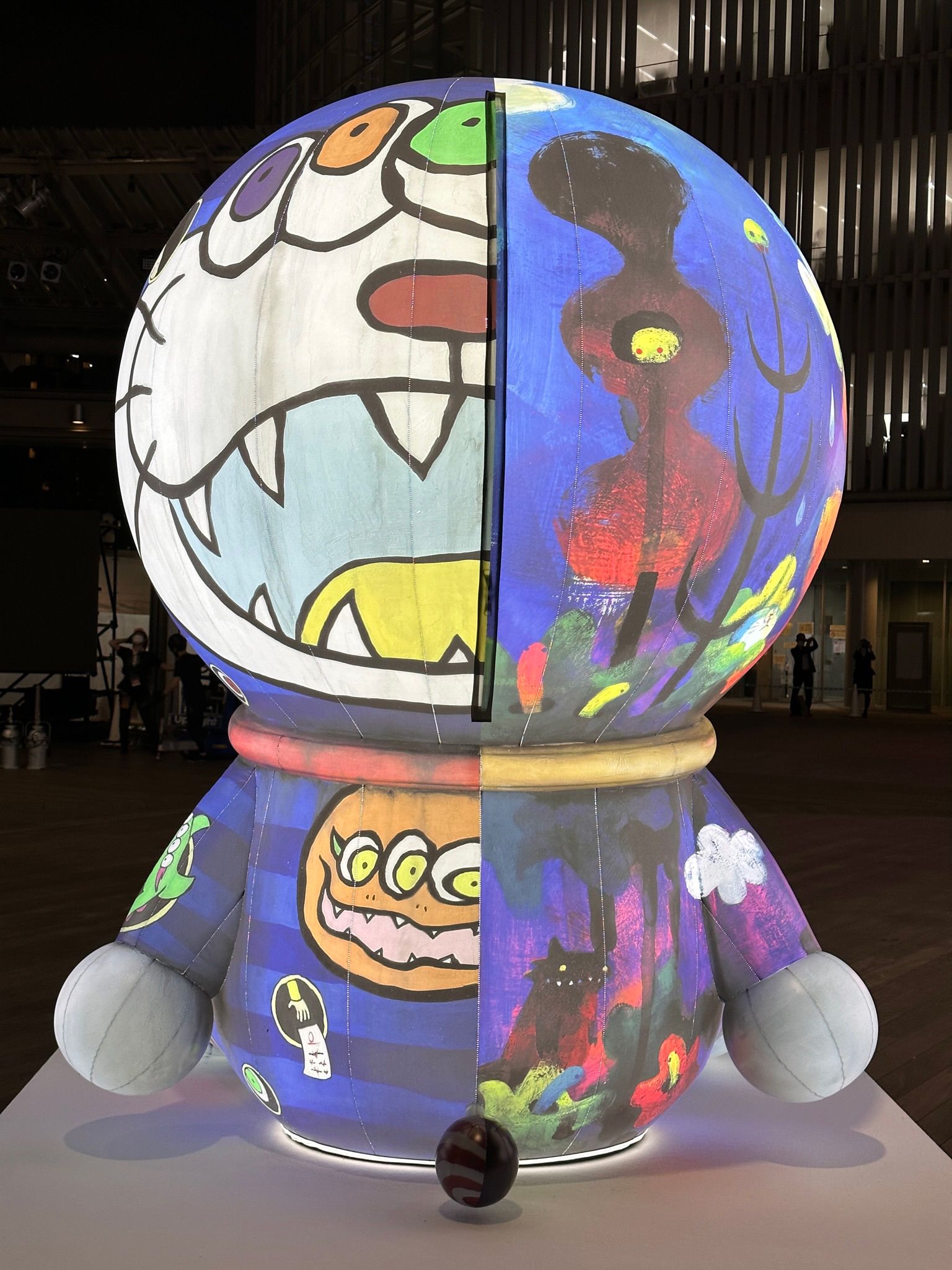 ドラえもん　ドラえもん展　村上隆　フラワー　缶バッチ　全6種セット ドラえもん 村上 キャラクター 2017 THE ドラえもん展 六本木 缶