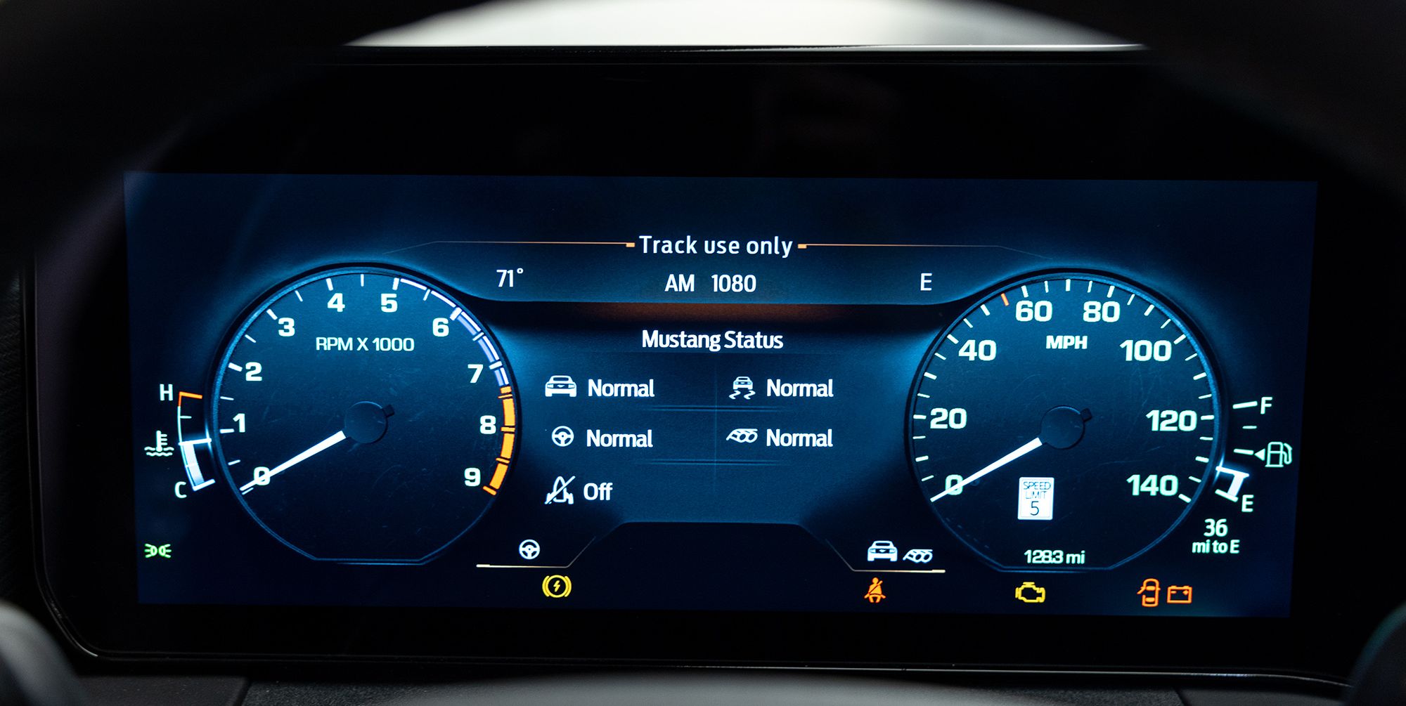The 2024 Ford Mustang Has a Fox Body Gauge Cluster Mode
