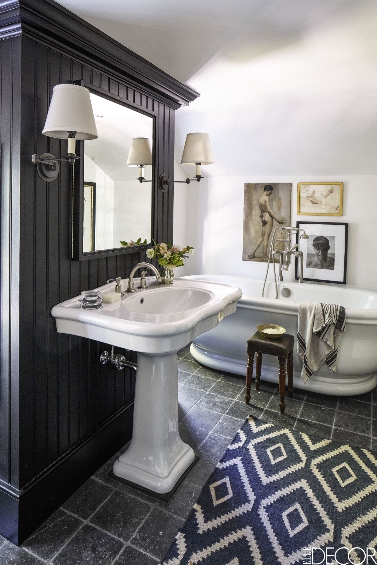 Black And White Bathroom Designs / 3 : Trending hgtv urban oasis 2021.