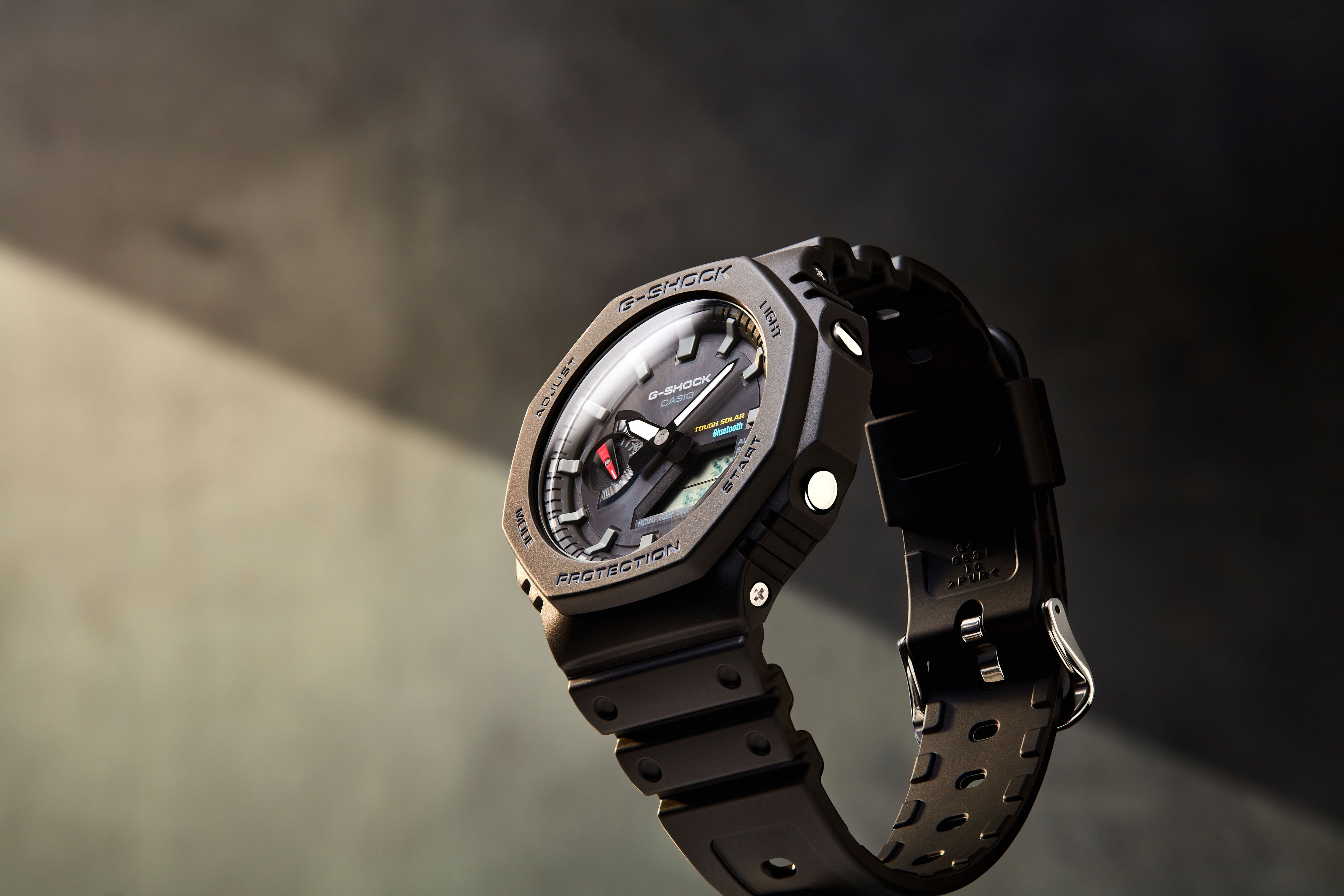 stortbui Humaan Clancy This Solar Powered G-Shock Is a Must-Have