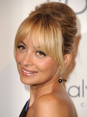 12 Sexy Holiday Hairstyles - Cute Holiday Hairstyles