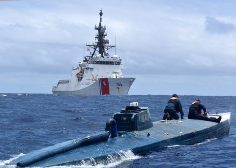 munro submersible smuggling narco inspect guardsmen