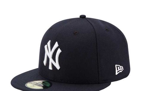 falanks Modsige Tranquility History of Yankees Cap - New Era Yankees Cap at MoMA Exhibit