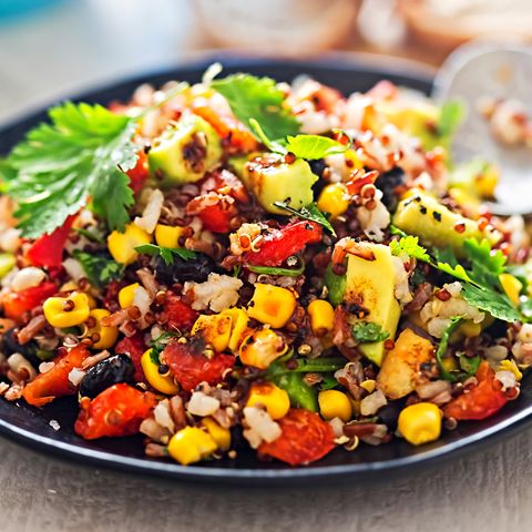 Corn salad with avocado and beans