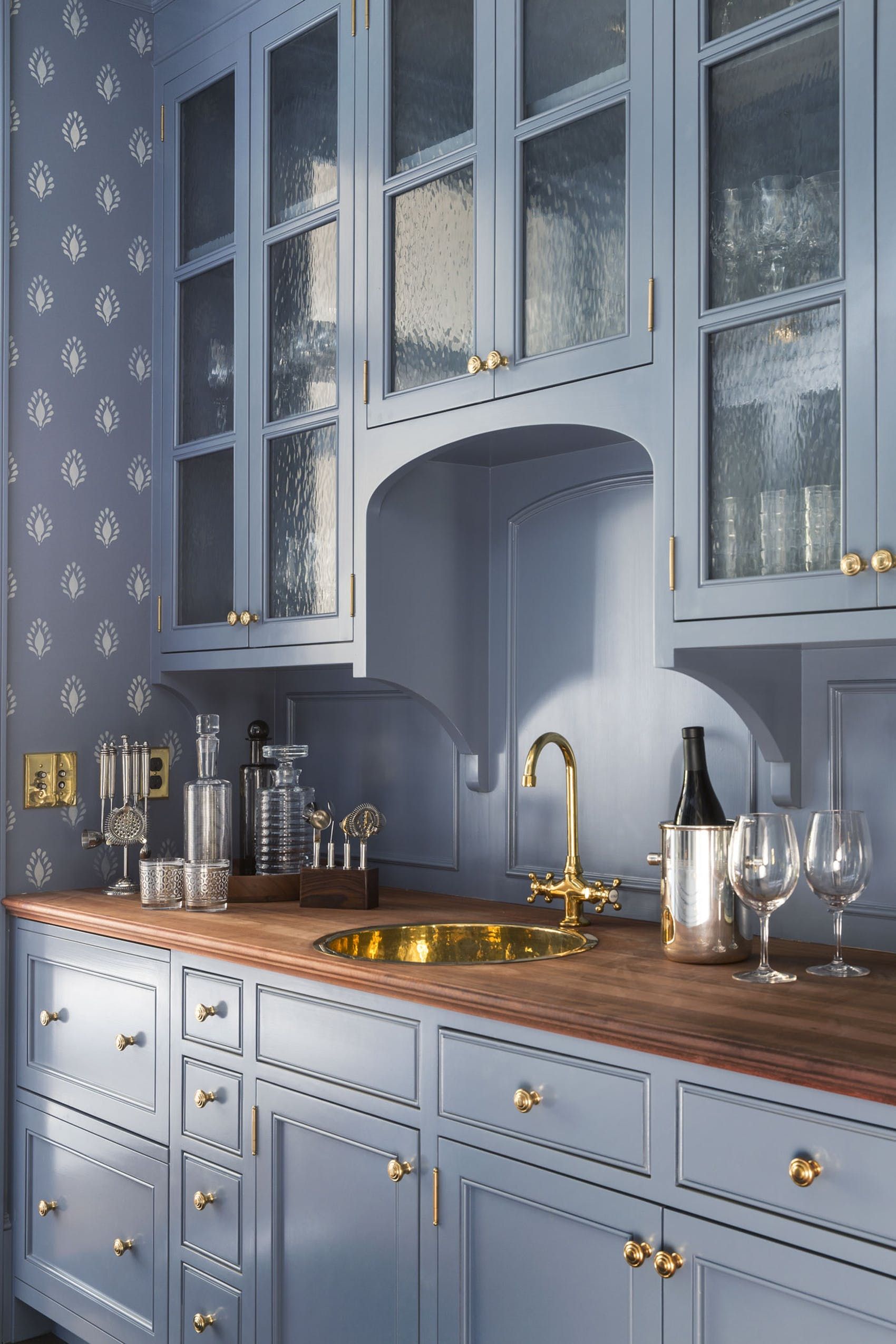 40 Blue Kitchen Ideas Lovely Ways To Use Blue Cabinets And Decor