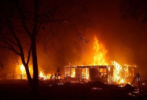 米カリフォルニア州北部を襲った山火事 キャンプ ファイア の様子を 30枚の写真で振り返る