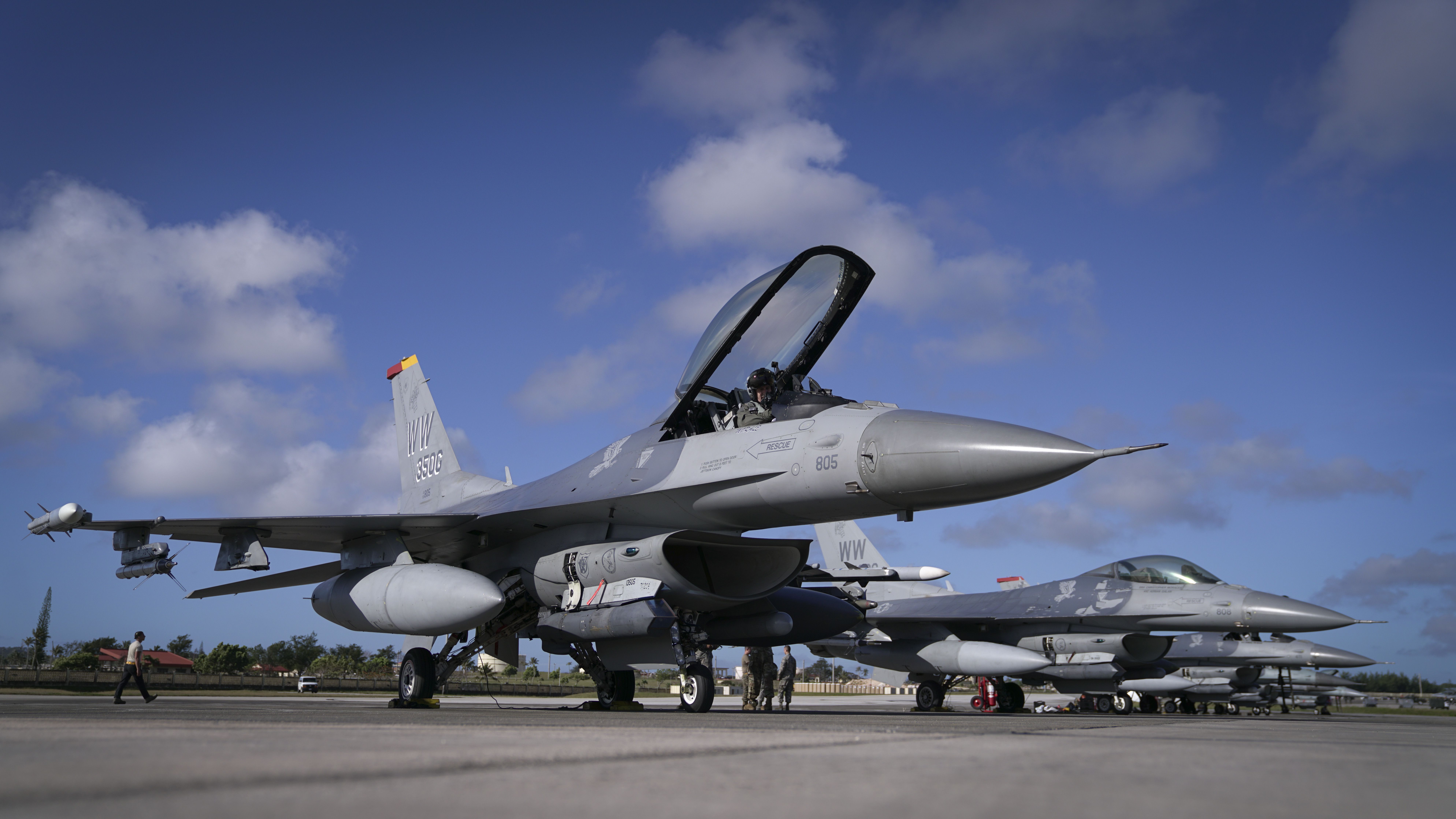 How An F 16 Fighter Jet Accidentally Bombed Japan