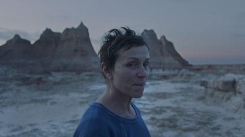 frances mcdormand in the film nomadland photo courtesy of searchlight pictures © 2020 20th century studios all rights reserved