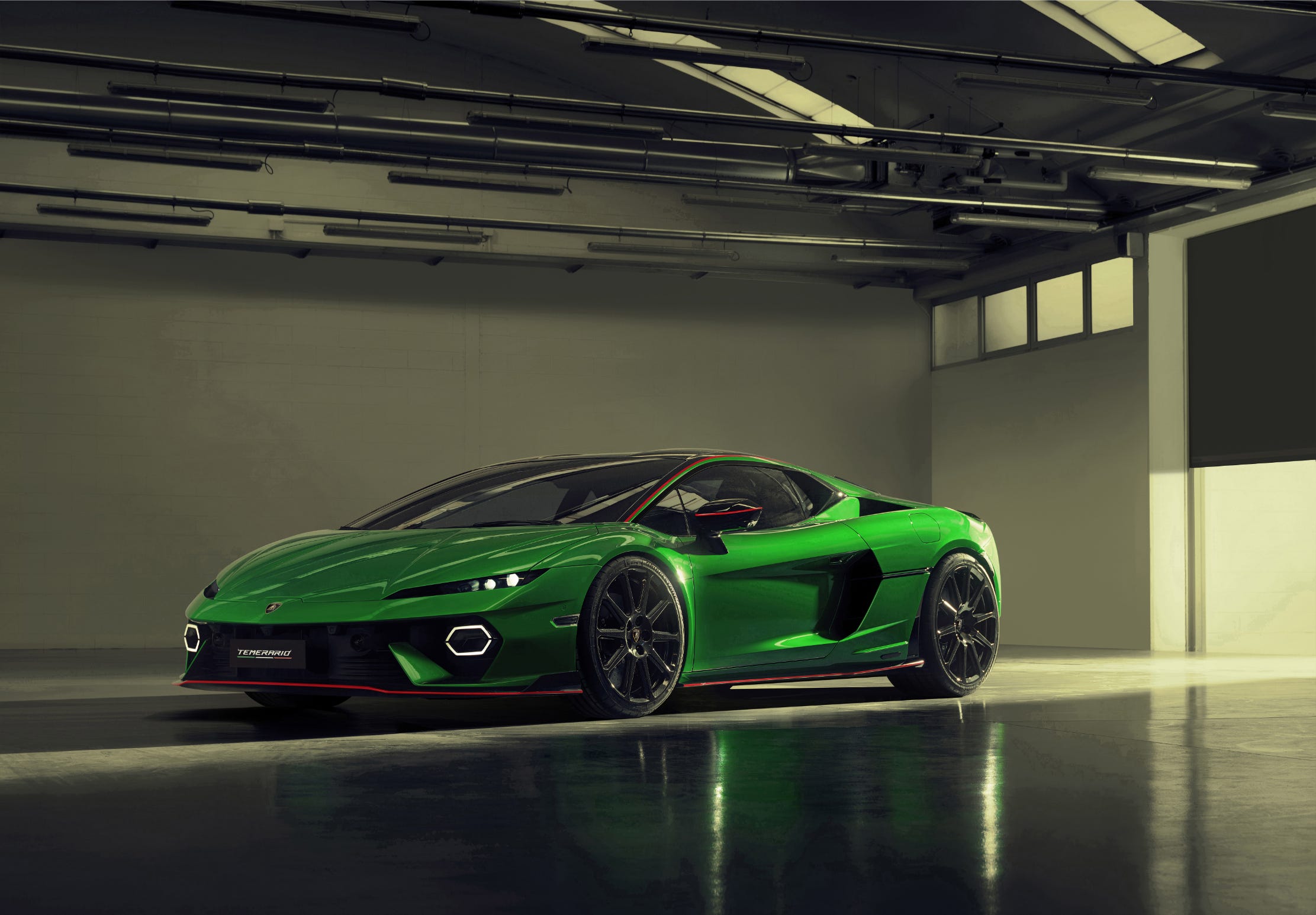 2025 Lamborghini Temerario Is 907-HP Hybrid Supercar—with Extra Pounds