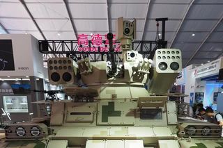  "ملك الحرب البرية" عربة دعم الدبابات القتالية الأحدث للجيش الصيني. 641-1-1541623862