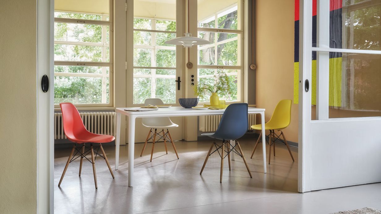 2 sillas de diseño Herman Miller Vitra Charles Eames 