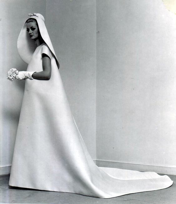 cristobal balenciaga iconic dresses