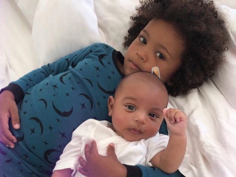 Kim Kardashian Ensena Otra Vez A Psalm West En Instagram