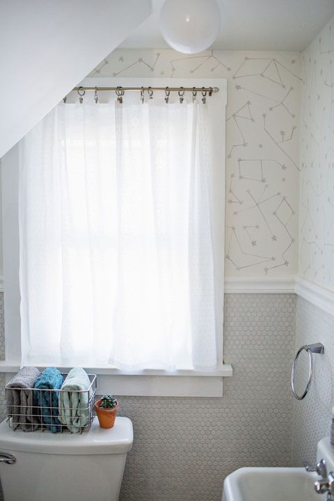 21 Creative Diy Curtains That Are Easy, Short Shower Curtain For Window