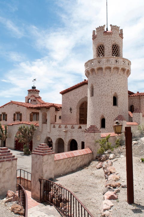 11 Best Castles in America - Castles to Visit in USA from New York to Napa